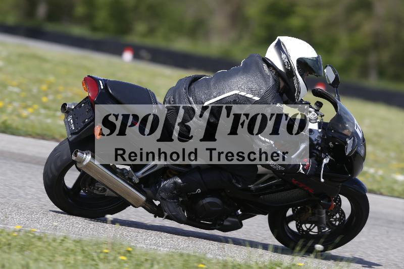 Archiv-2025/09 22.04.2025 Cornu Master School ADR/gruen-vert/14